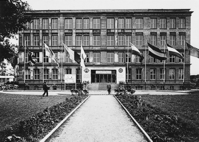 Wiederaufbau DECHEMA Haus