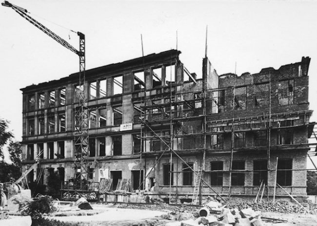 Zerstörung DECHEMA-Haus