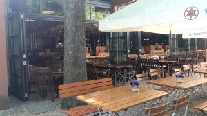 Biergarten Richtung Wintergarten_Zuschnitt